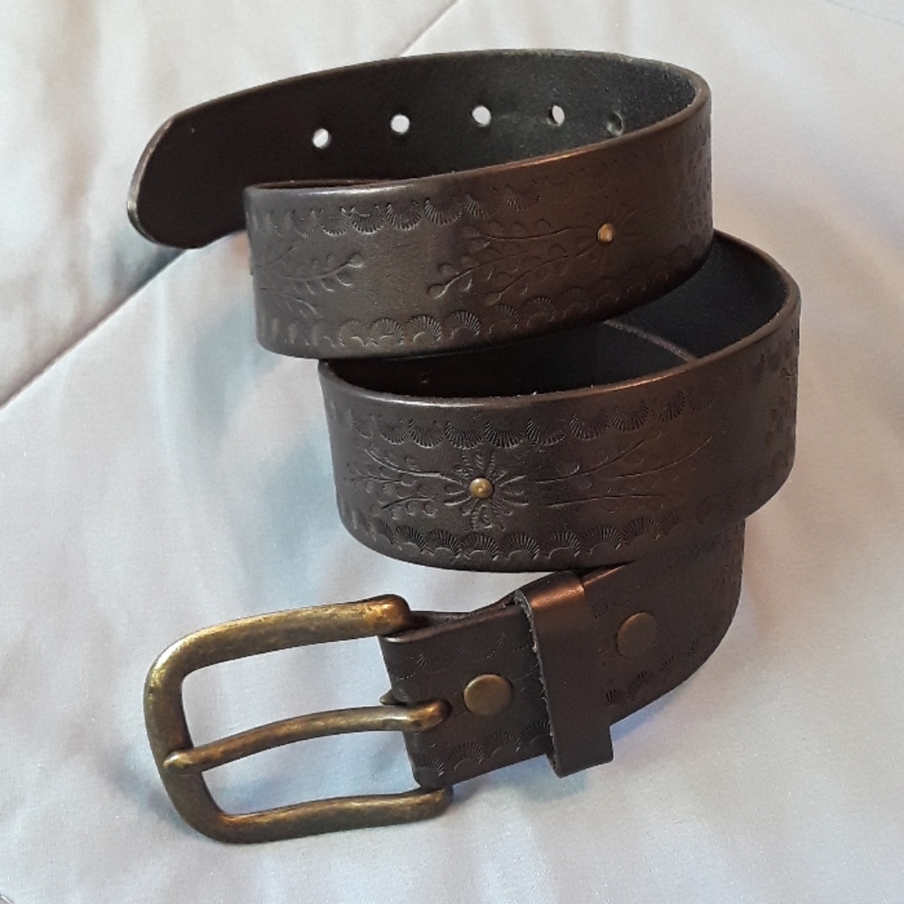 Black leather belt